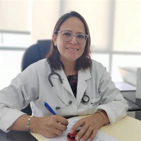 Dr. Rosita De Juan.